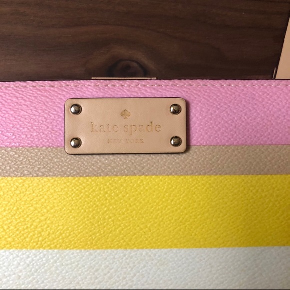 Kate Spade wallet - Picture 2 of 11